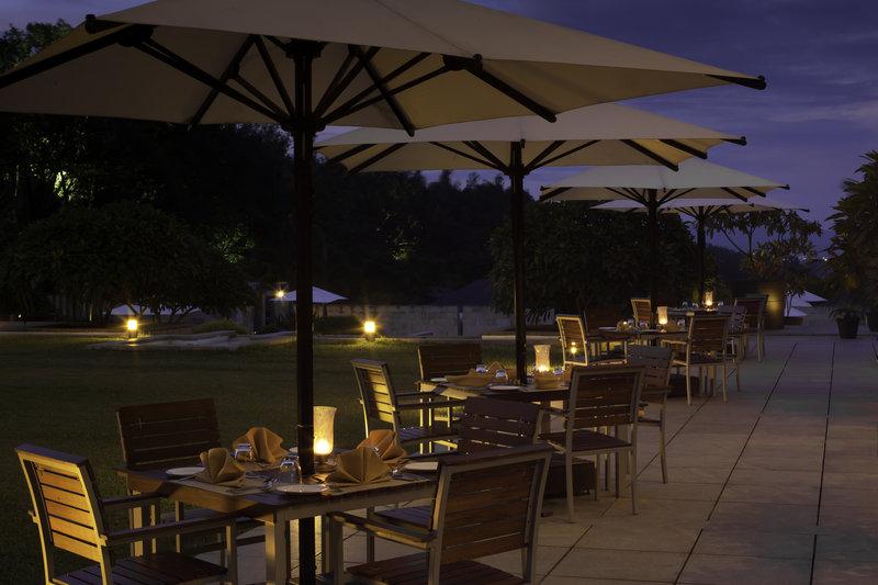 The Serai Chikmagalūr Restaurace fotografie